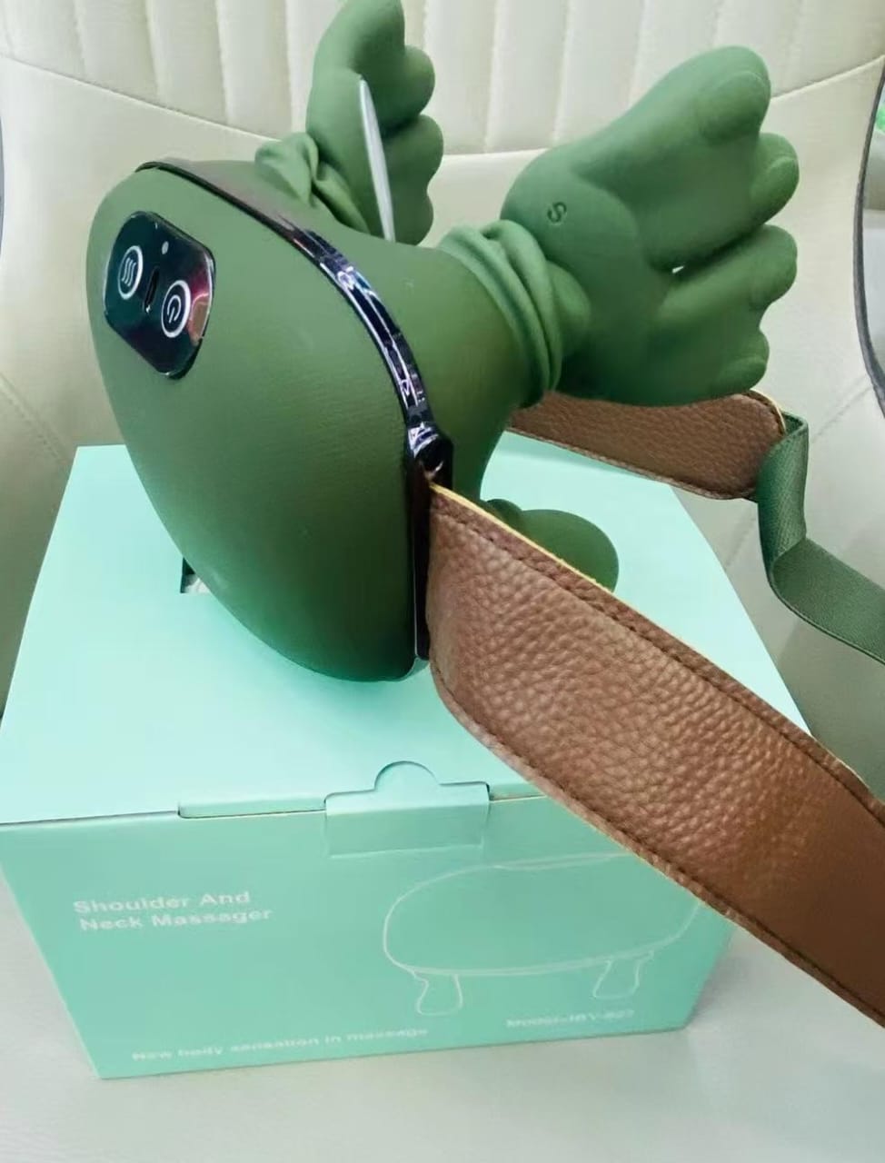 Portable Shoulder & Neck Massager with Heat – Model JBY-827 (Deep Tissue Relaxation)